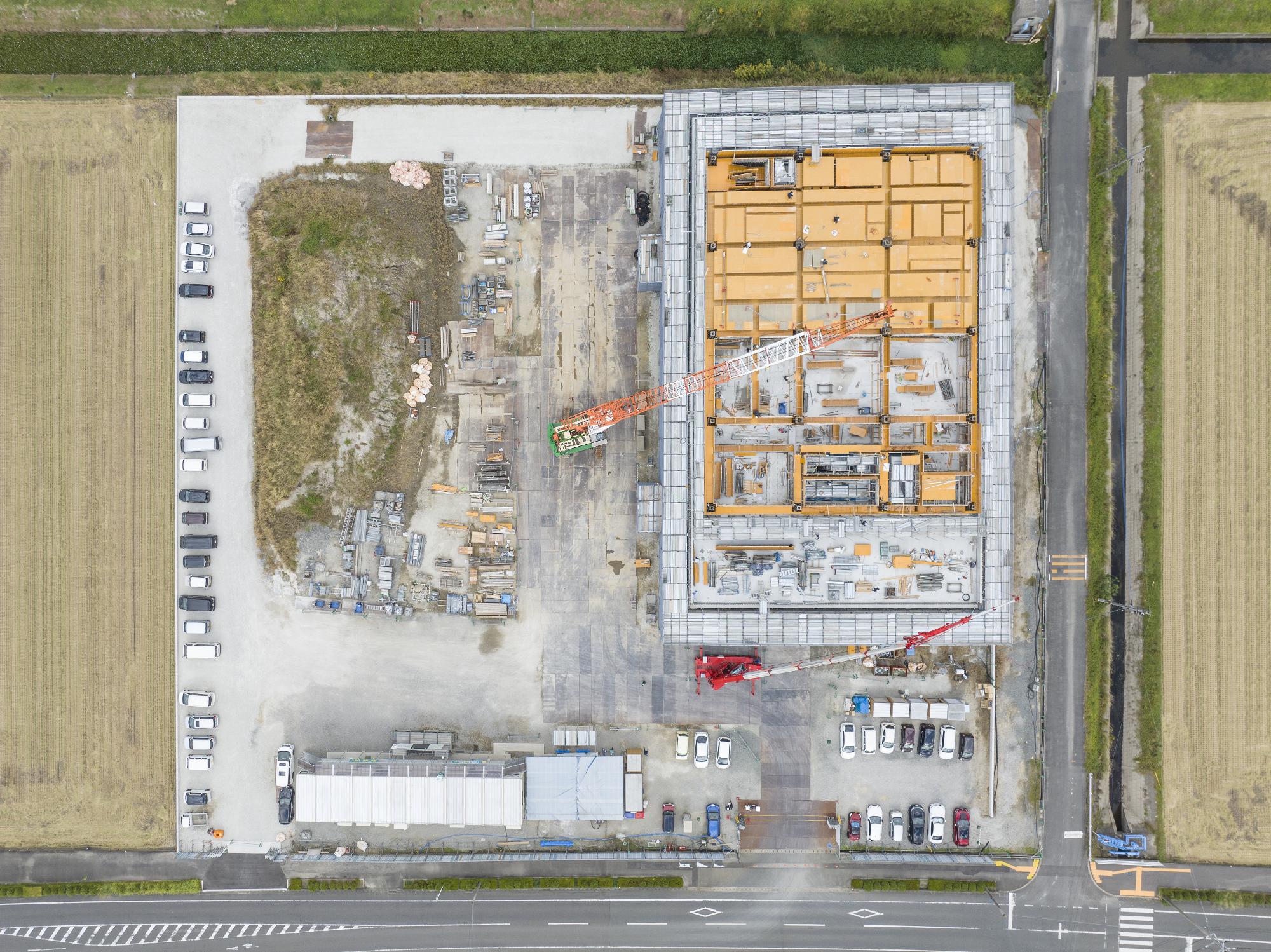 新庁舎建設10月末進捗状況写真敷地中央上空より