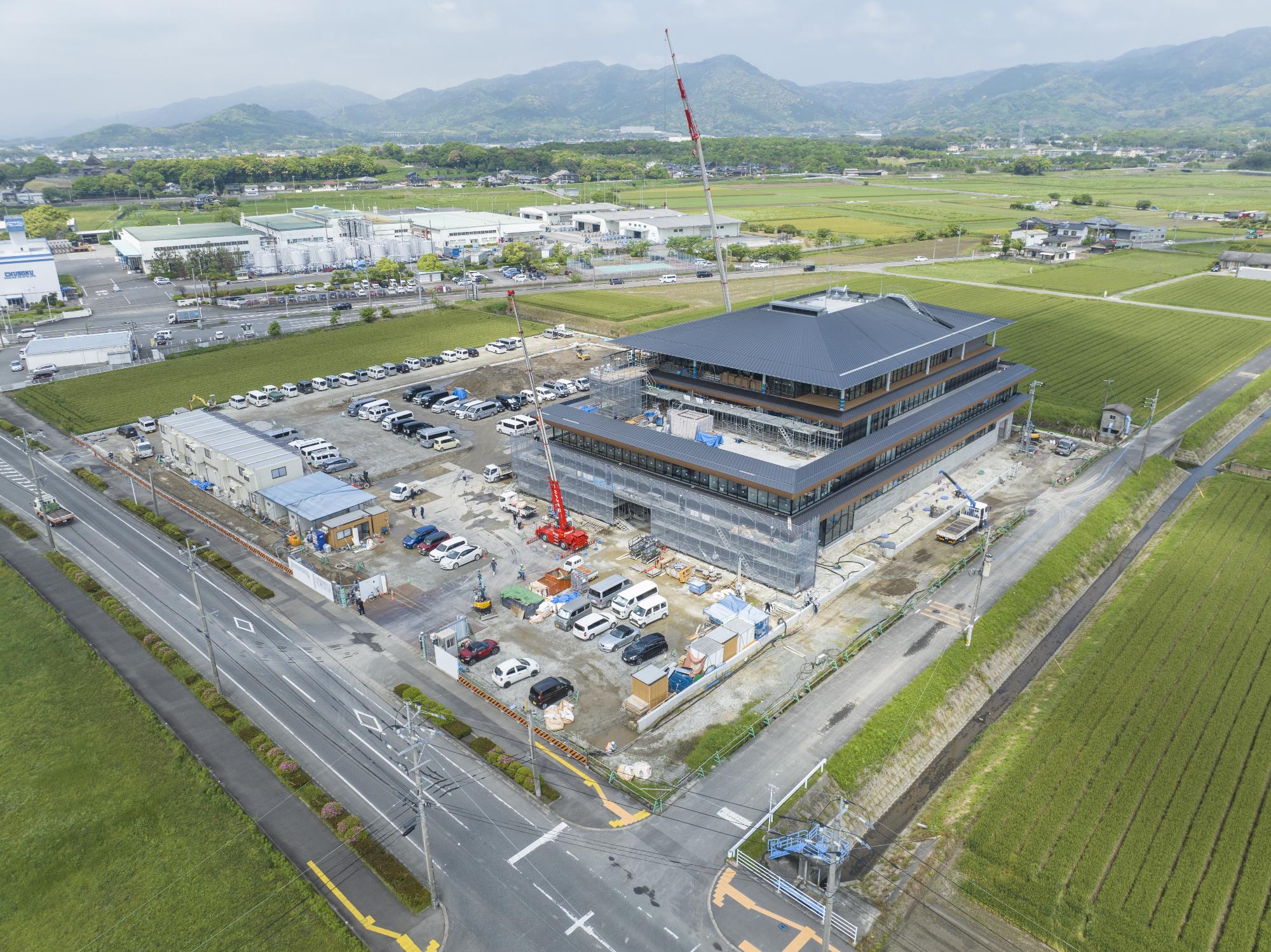 新庁舎建設令和8年4月末進捗状況写真敷地南東より